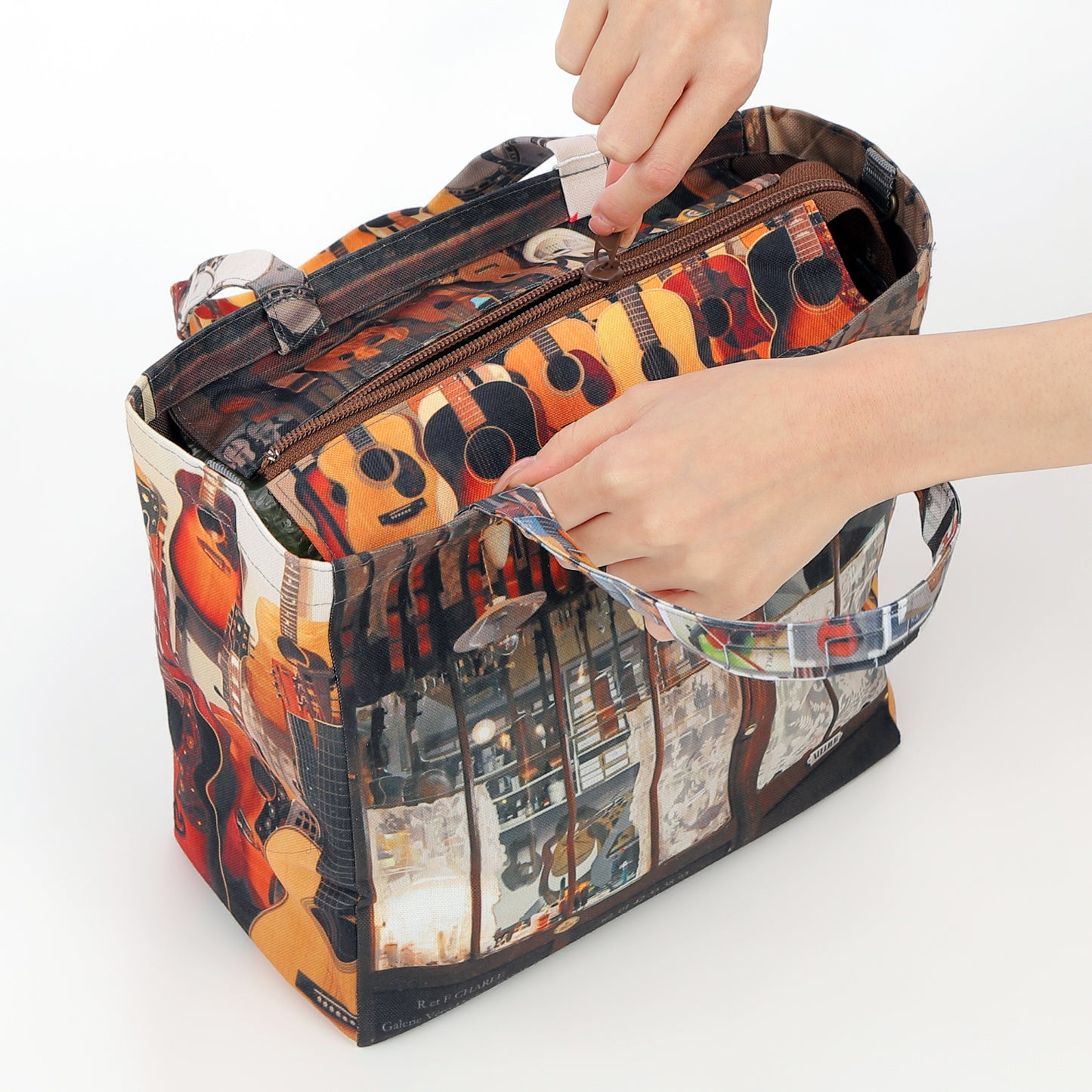 ファスナー付きレトロバッグ(小)(Luthier/楽器屋)