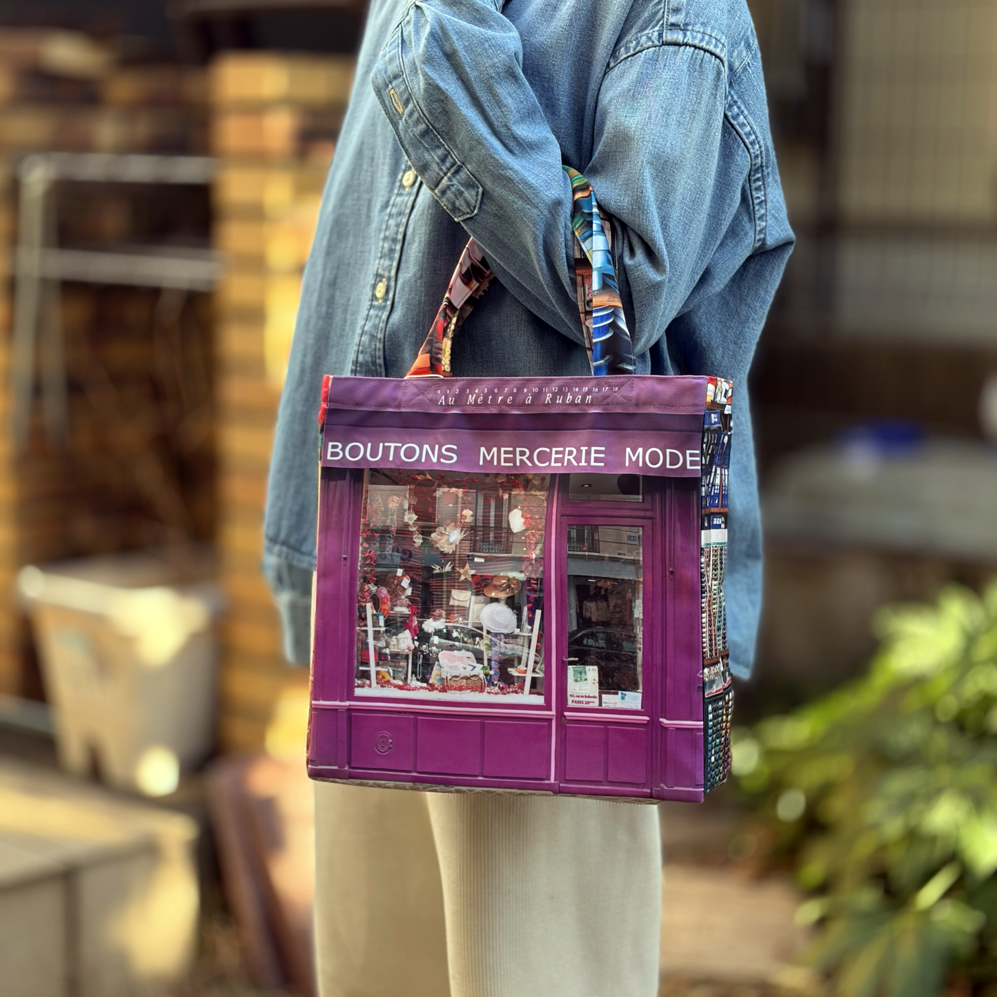 【パリ柄】【特別提供品】パリレトロバッグ（中）（19．芸屋（マーセリー）） | マロンブイー