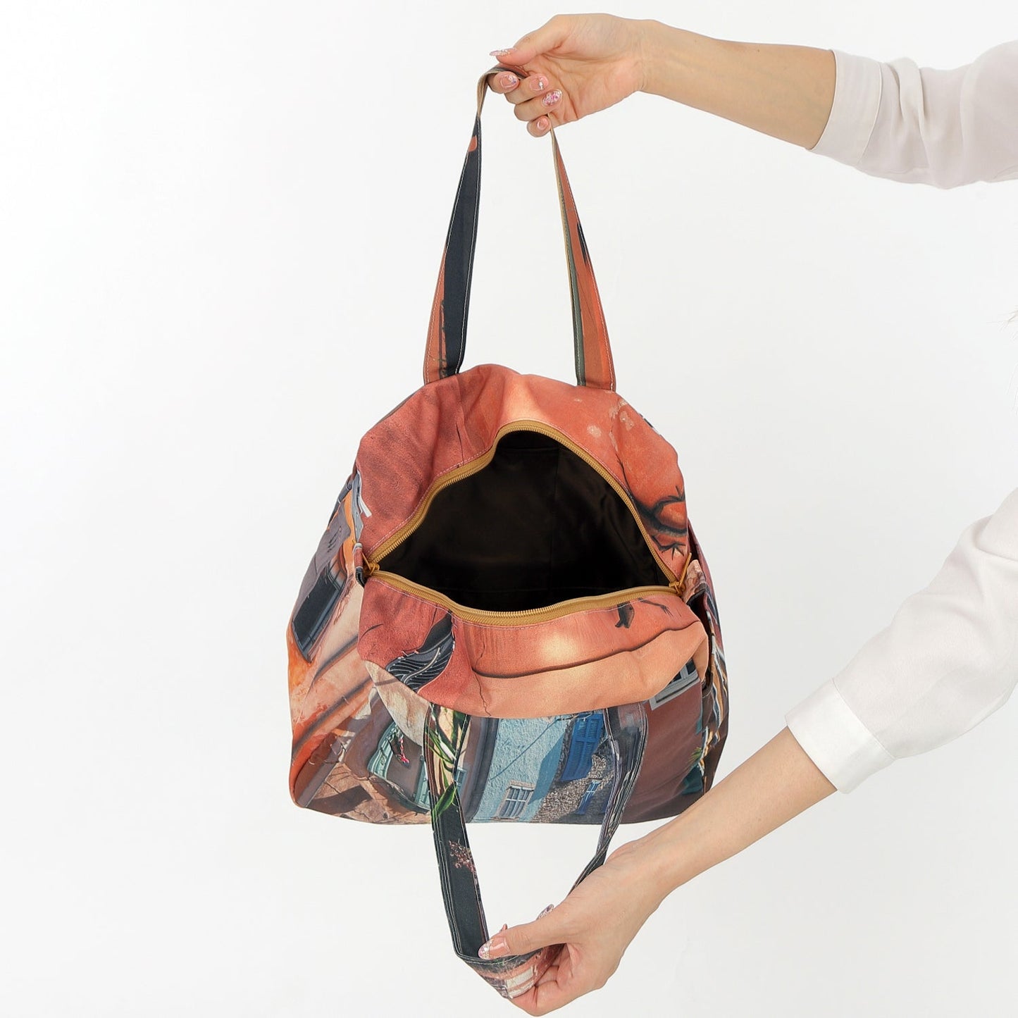 【パリ柄】【タグ無し、又は展示品】ボストンバッグ Earth(アース) | マロンブイー